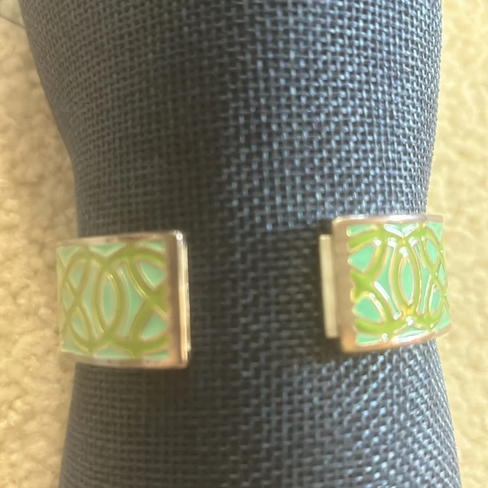 Stella and Dot “Eleanor” Thick Hinged Enamel Bracelet - Picture 9 of 10